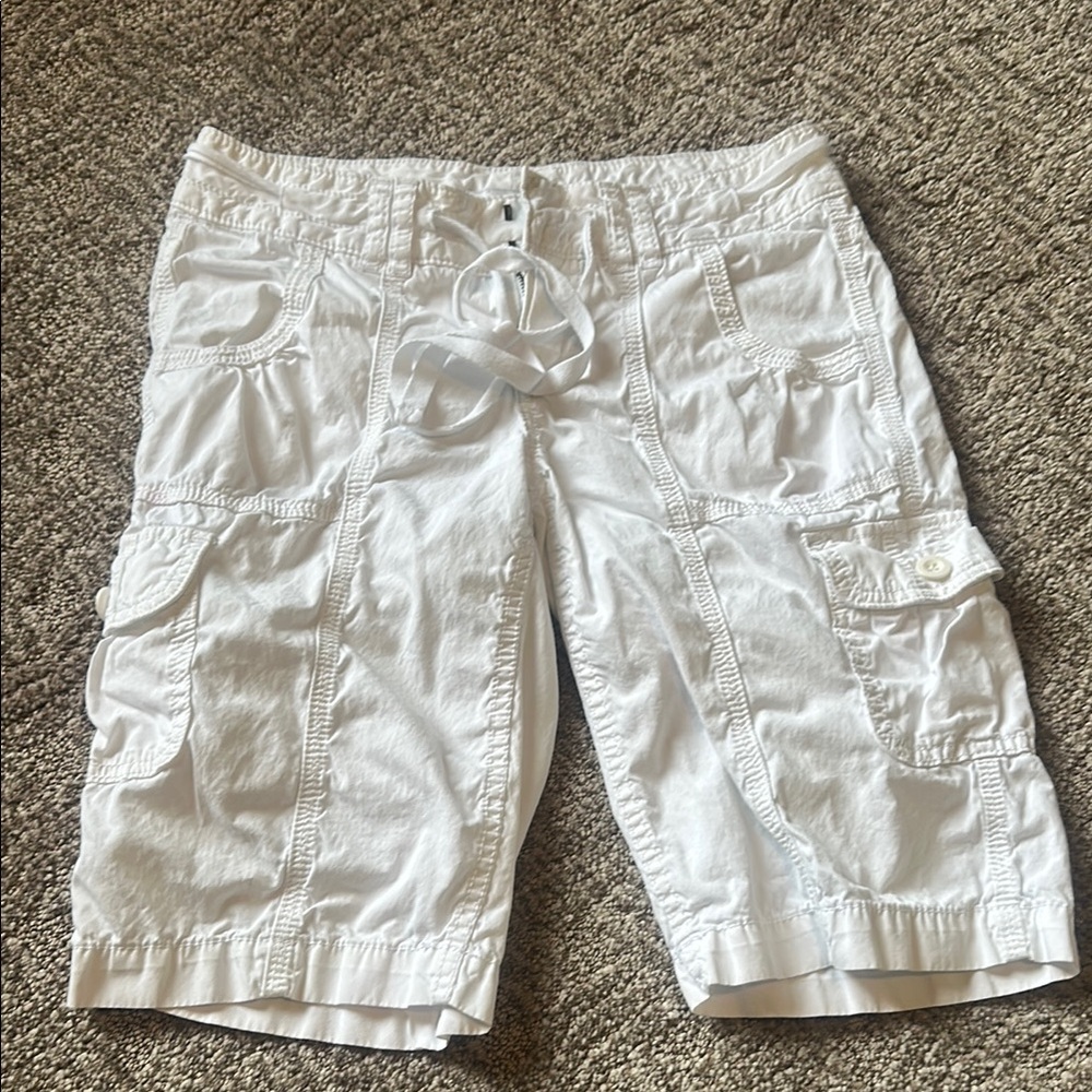 Express White Bermuda Shorts Relaxed Fit Cotton